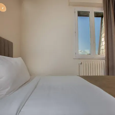 Hotel Grand De La Gare Angers