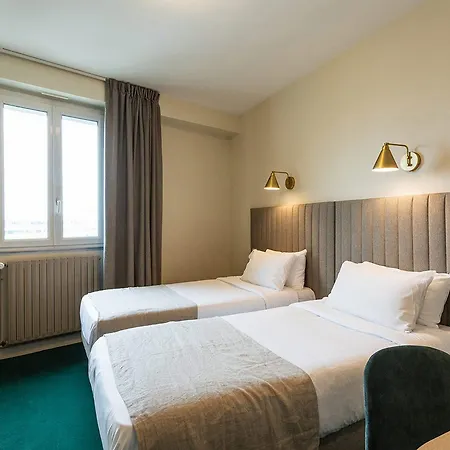 Hotel Grand De La Gare Angers