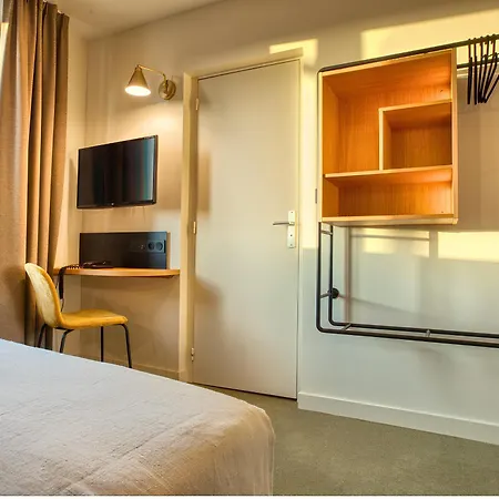 Grand De La Gare, Hotel