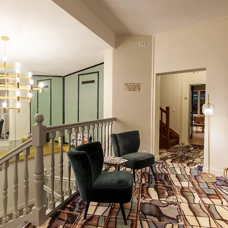 Grand De La Gare, Hotel