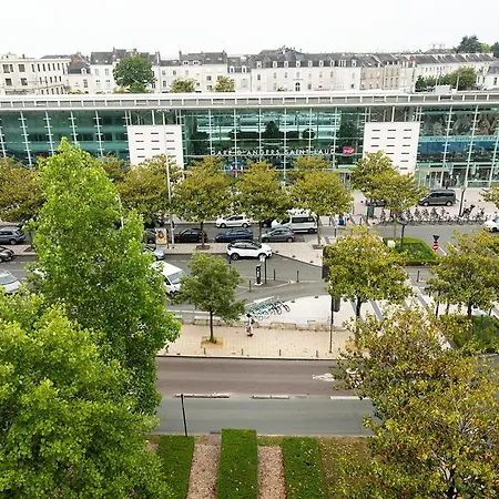 Grand De La Gare Angers