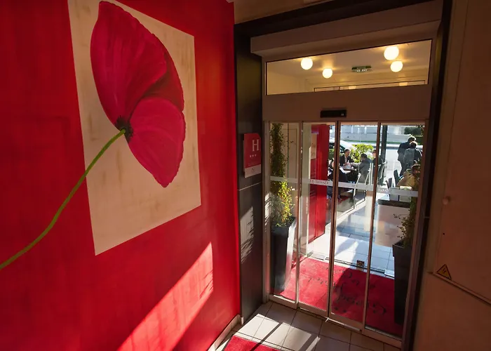 Grand De La Gare, ホテル 3*